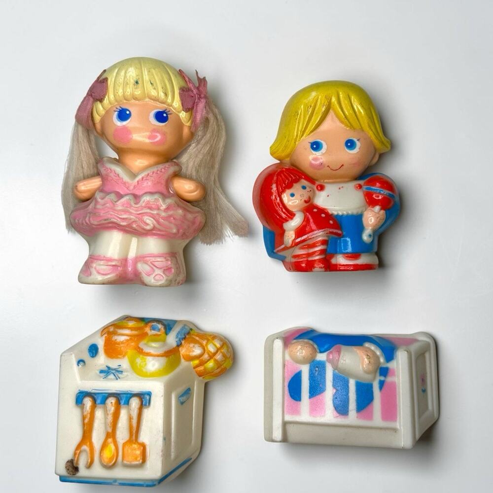 Vintage Knickerbocker Dolly Pops Lot 1979 Dolls Outfits Furniture Accessories